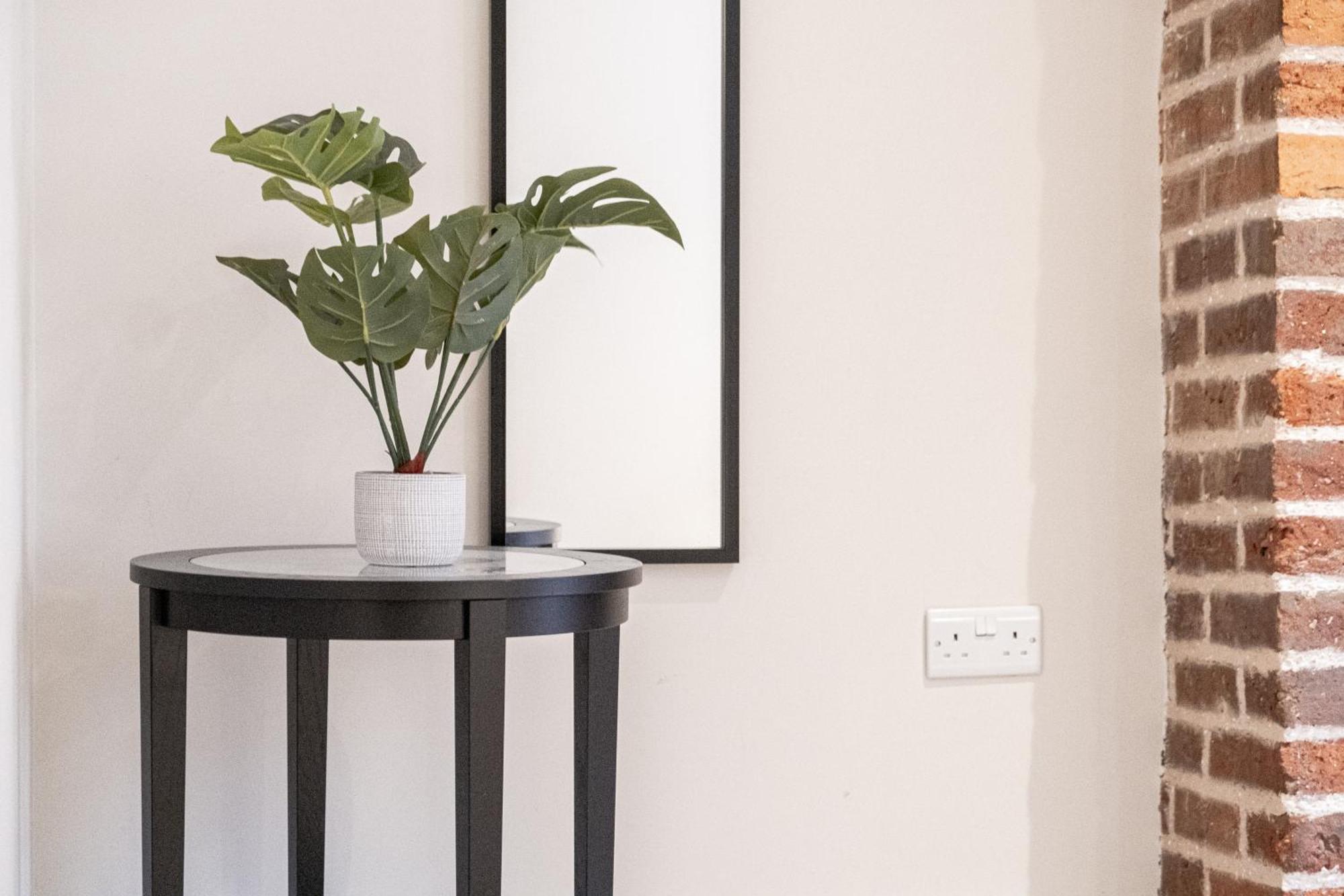 Apartamento Osbourne House Pink 2 Bed, 2 And Half Bath Birmingam Exterior foto