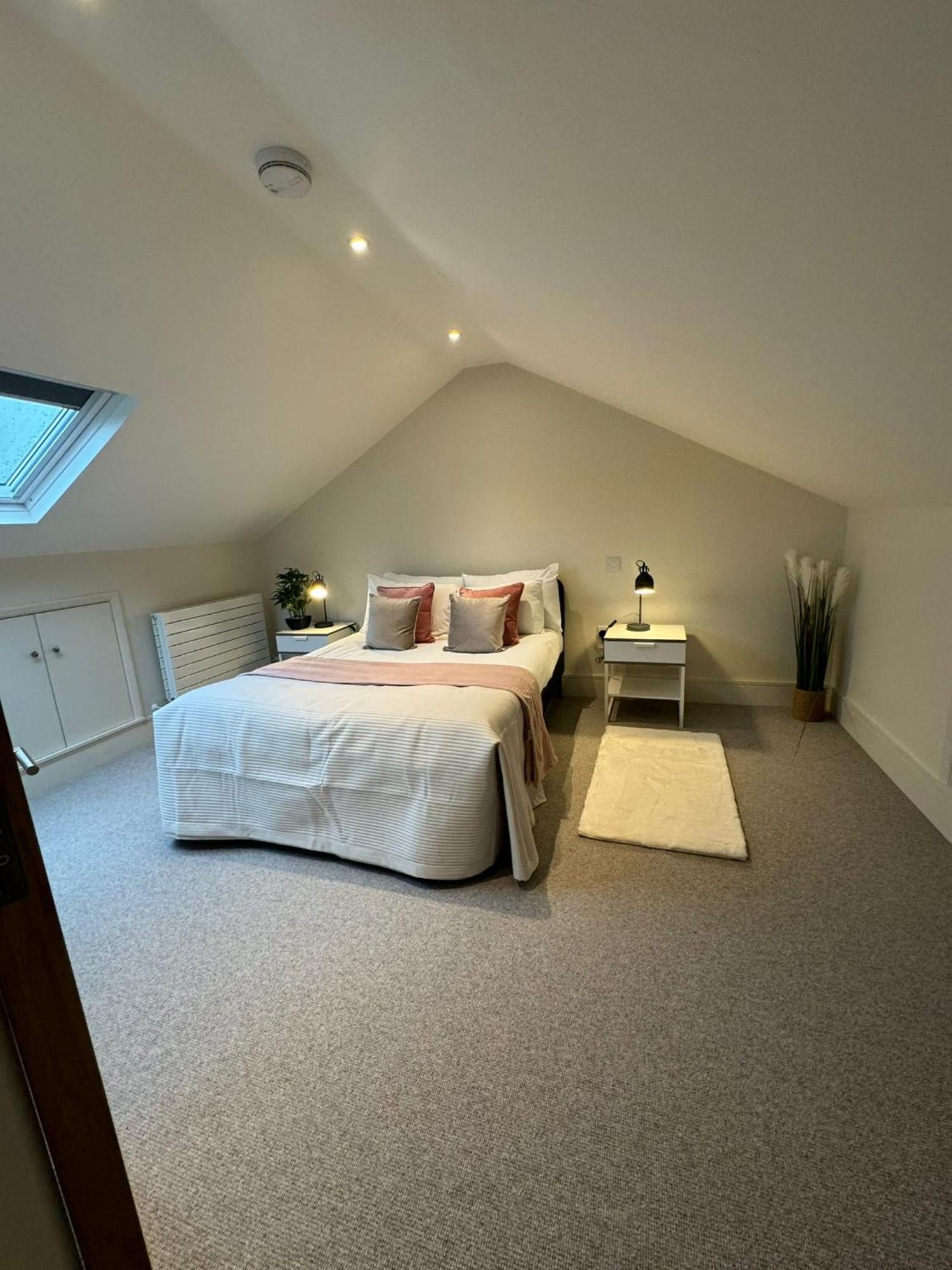 Apartamento Osbourne House Pink 2 Bed, 2 And Half Bath Birmingam Exterior foto
