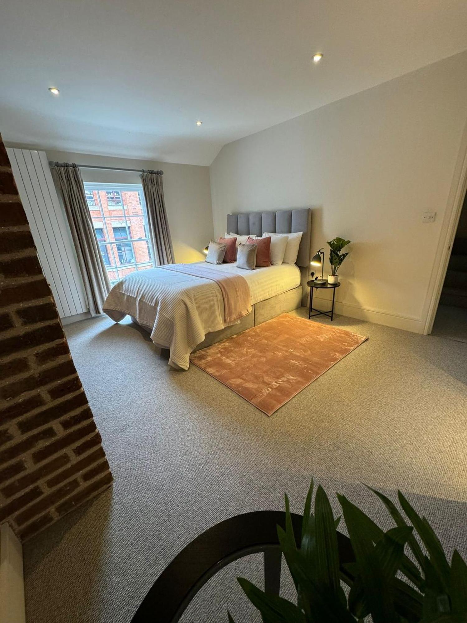 Apartamento Osbourne House Pink 2 Bed, 2 And Half Bath Birmingam Exterior foto