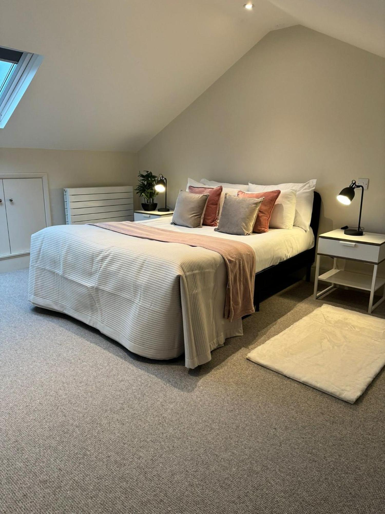 Apartamento Osbourne House Pink 2 Bed, 2 And Half Bath Birmingam Exterior foto