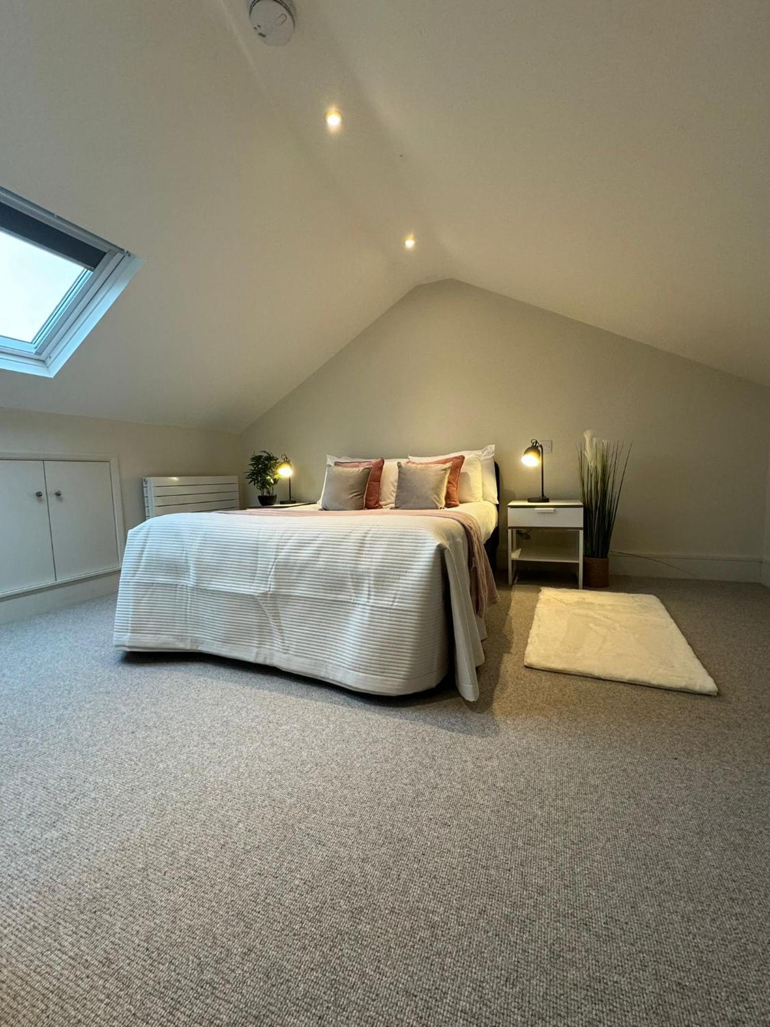 Apartamento Osbourne House Pink 2 Bed, 2 And Half Bath Birmingam Exterior foto