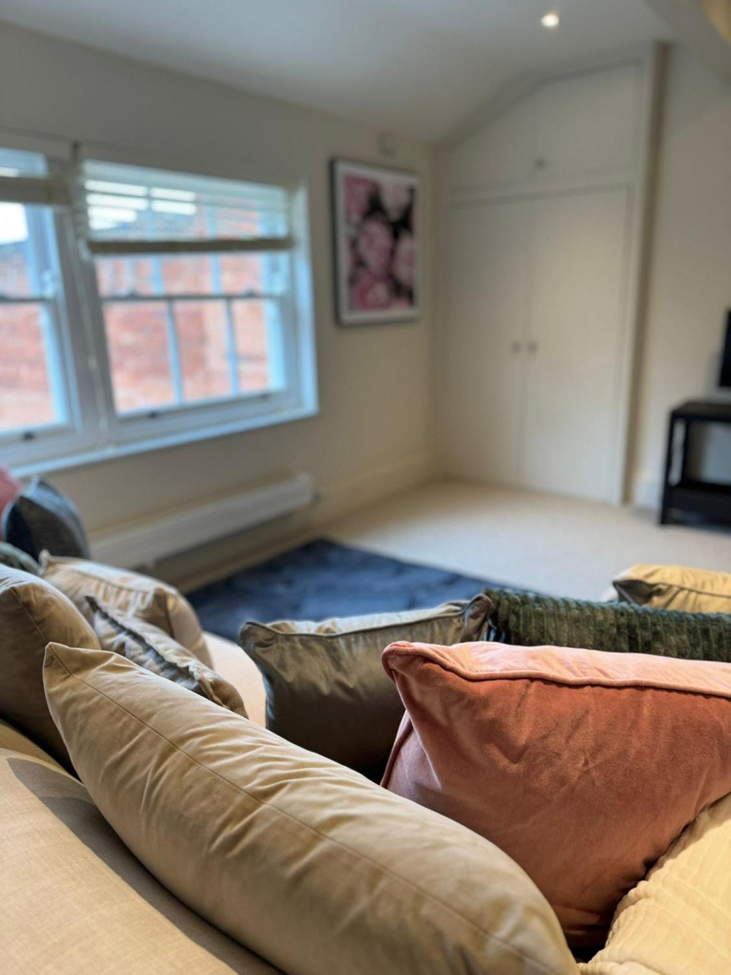 Apartamento Osbourne House Pink 2 Bed, 2 And Half Bath Birmingam Exterior foto