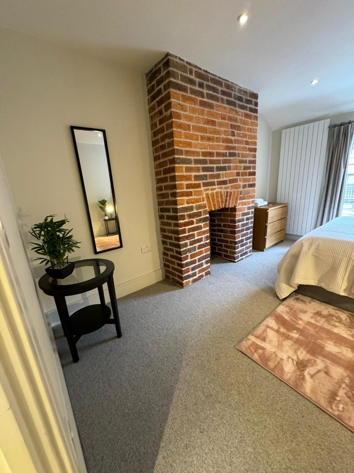 Apartamento Osbourne House Pink 2 Bed, 2 And Half Bath Birmingam Exterior foto
